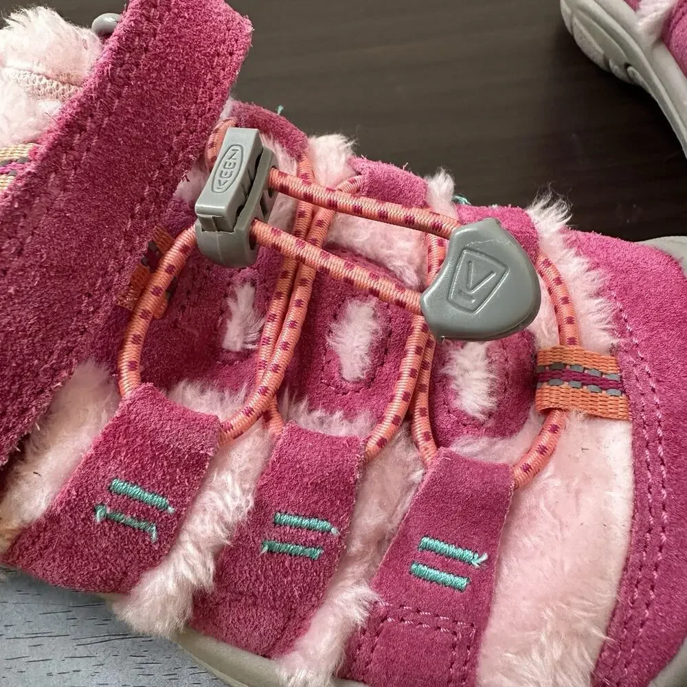 KEEN Newport H2 Pink/Gray Suede Faux Fur Lined Hook & Loop Sneakers US 1 Kids